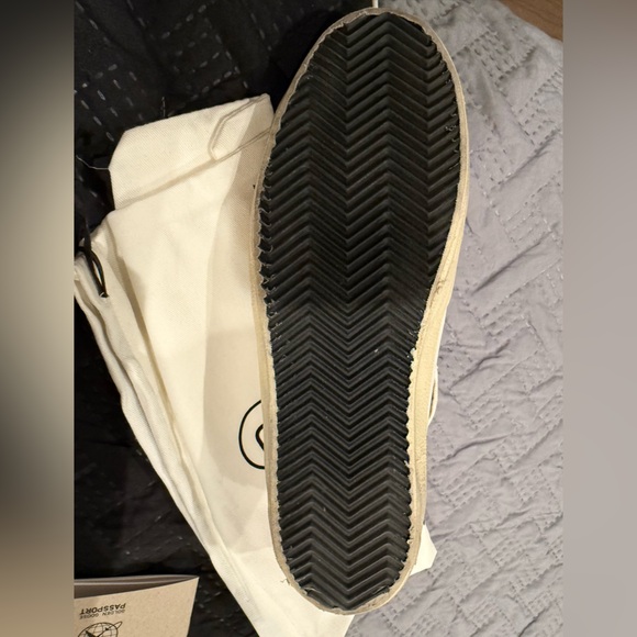 Limited edition Golden goose Super-Star sneakers - Picture 6 of 10